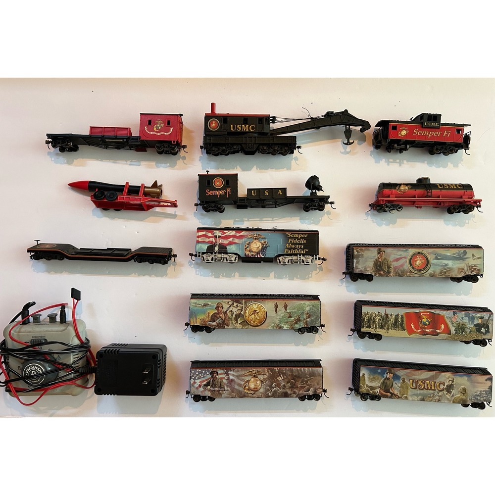 Bachmann Hawthorne Village USMC Express Train Set 11 Cars, Engine, TRACK & Power